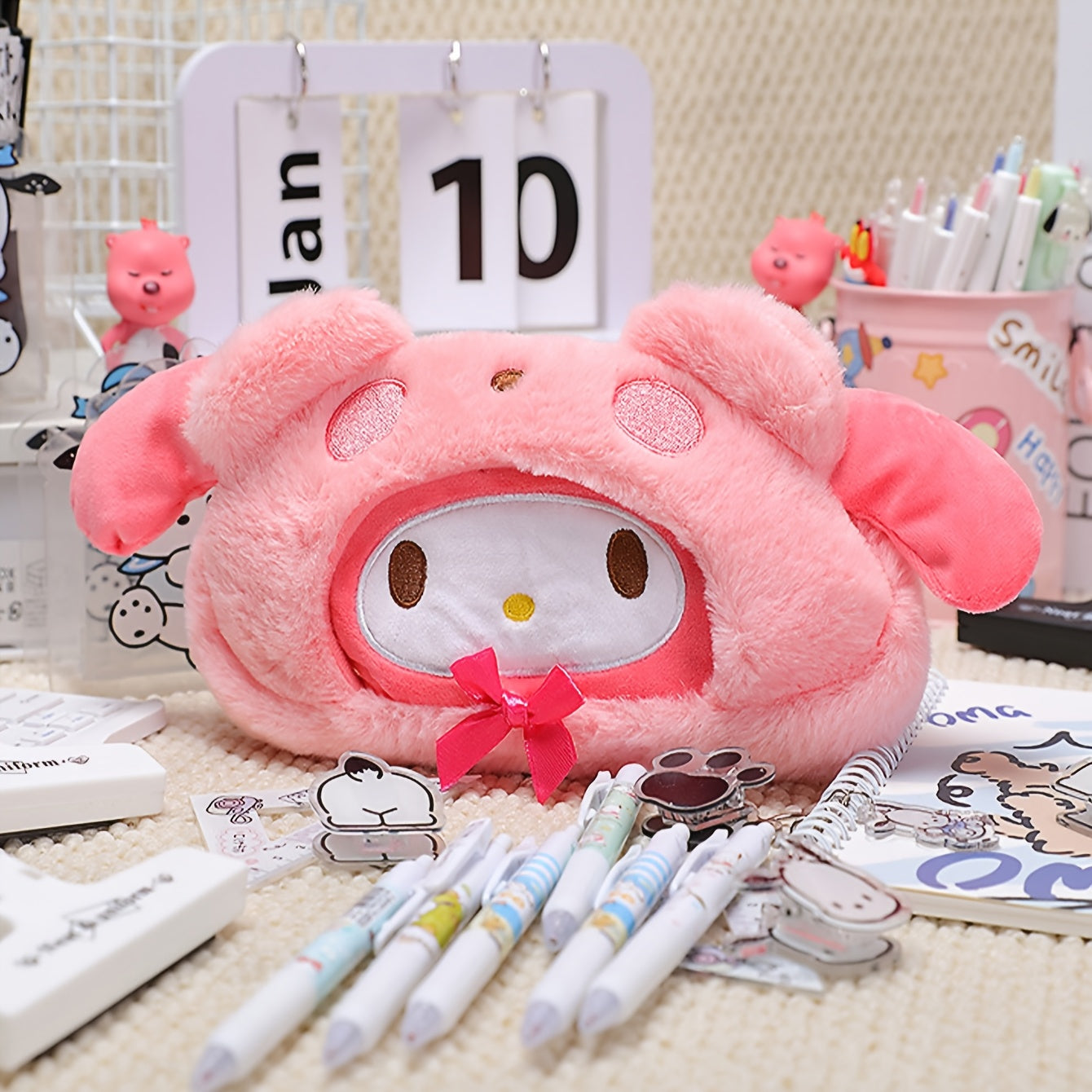 Sanrio Flannel Cartoon Dog Pen Case, Plush Tabletop Stationery Pencil Organizer, Perfect Gift for Students