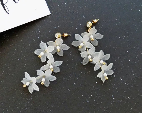 Fashion Trendy earrings flowers stud earrings for women Vintage creative temperament contracted woman stud earrings fine jewelry