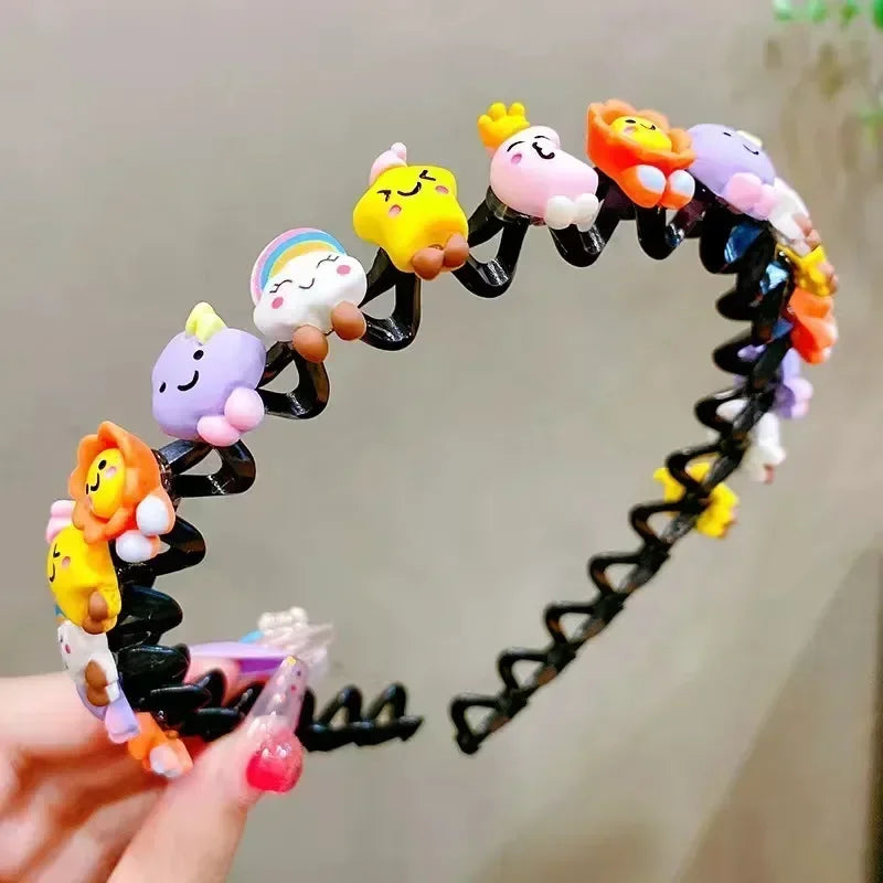 Bright and fun hair accessories set with colorful beads – perfect for kids and teens to style their look every day.